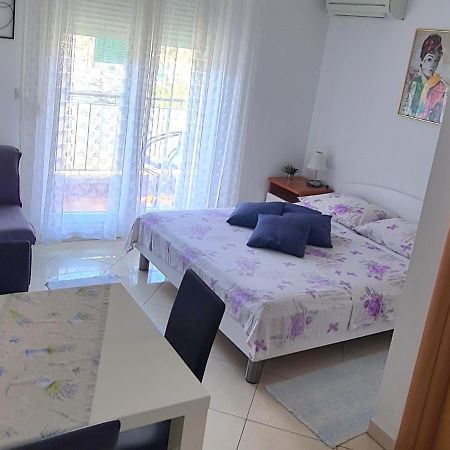 Apartman Scotti Kaštela Eksteriør bilde